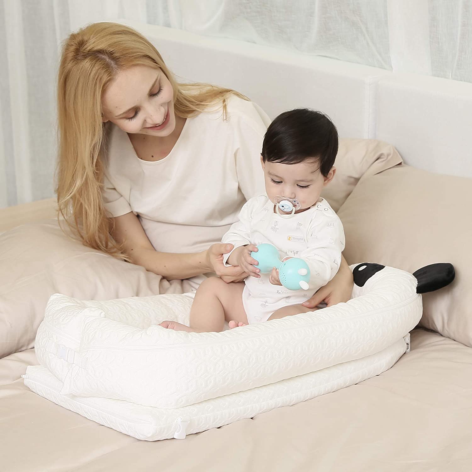 SDADI Baby and Infant Lounger, Newborn Portable Nest, Tencel Cover and Thermolite Fill, Suitable from 0-6 Months, White