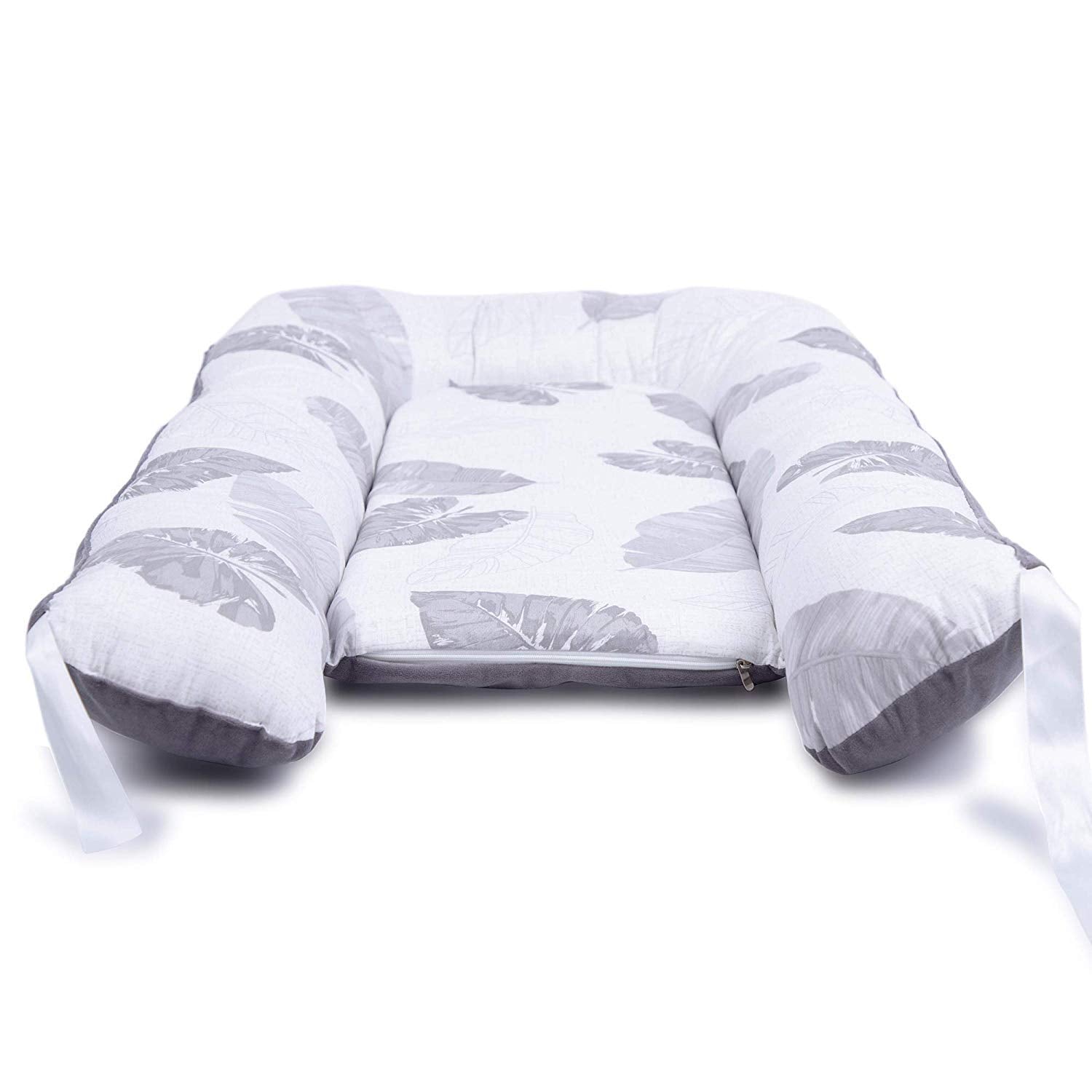 MAMERIA Baby Lounger Perfect for Co Sleeping Portable Crib Baby Nest Bassinet Snuggle Bed for Travel (Gray Banana Leaf)