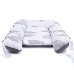 MAMERIA Baby Lounger Perfect for Co Sleeping Portable Crib Baby Nest Bassinet Snuggle Bed for Travel (Gray Banana Leaf)