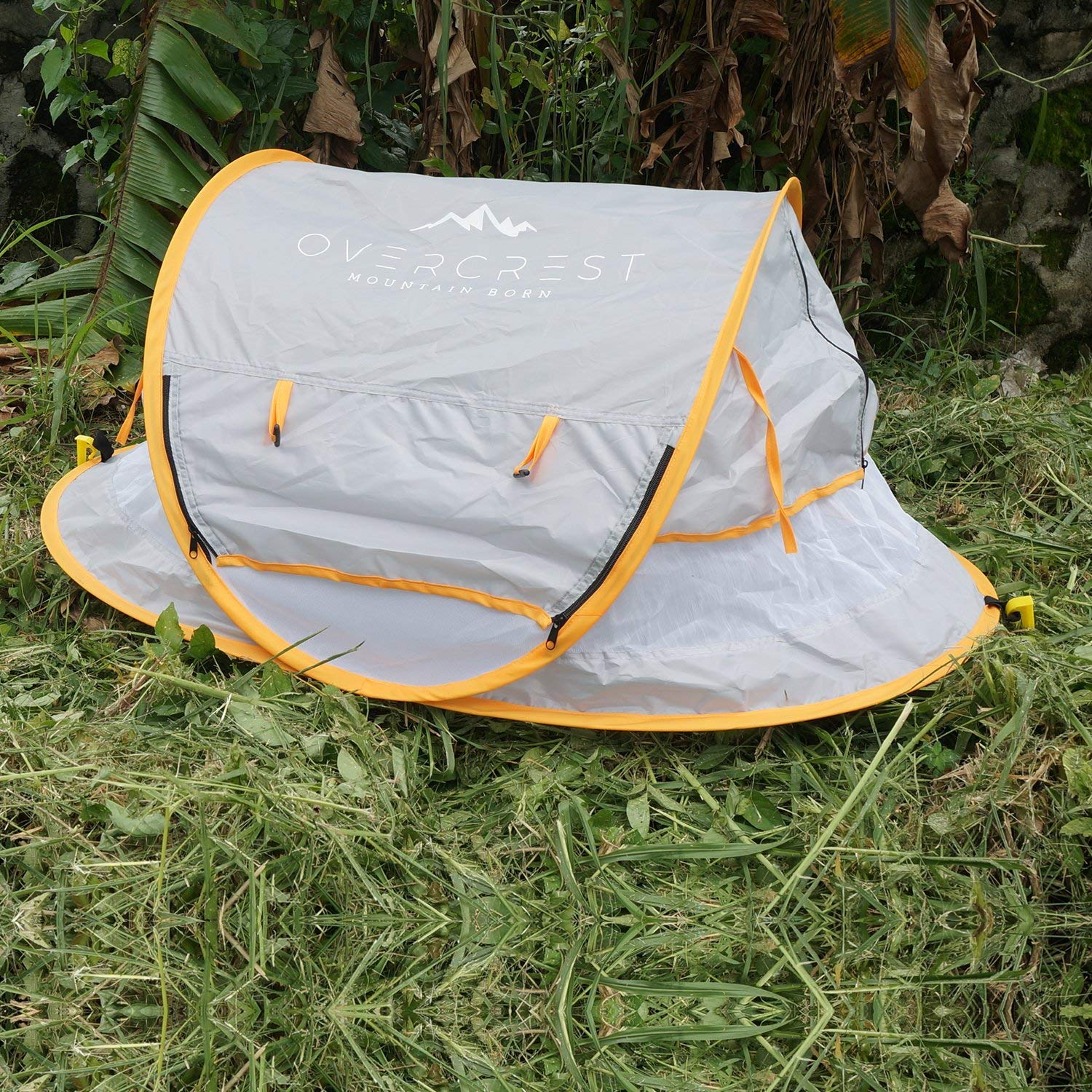 Overcrest Portable Pop Up Baby Beach Tent with UPF 50+ Sun Shade - Protection for Babies from Sunburn and Mosquitos - Lightweight, Compact and Easy Assembly - Includes 2 Pegs and Travel Bag